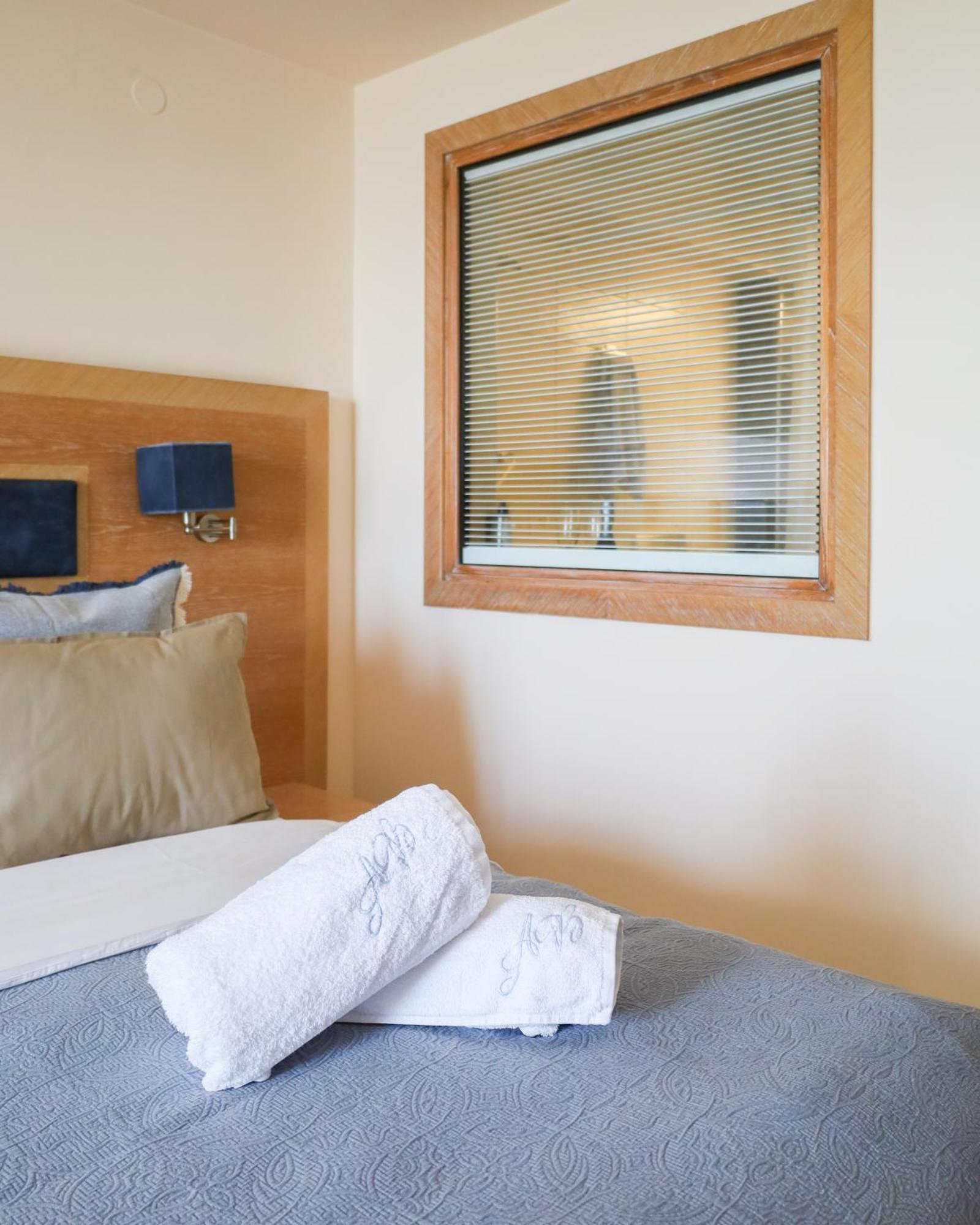 Aegean Blue Beach Hotel Nea Kallikrateia Room photo