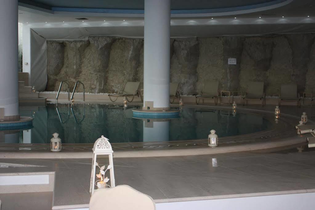 Aegean Blue Beach Hotel Nea Kallikrateia Exterior photo